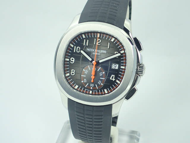 Patek Philippe Aquanaut Ref.5968A-001 Black Dial Used aquanaut-38
