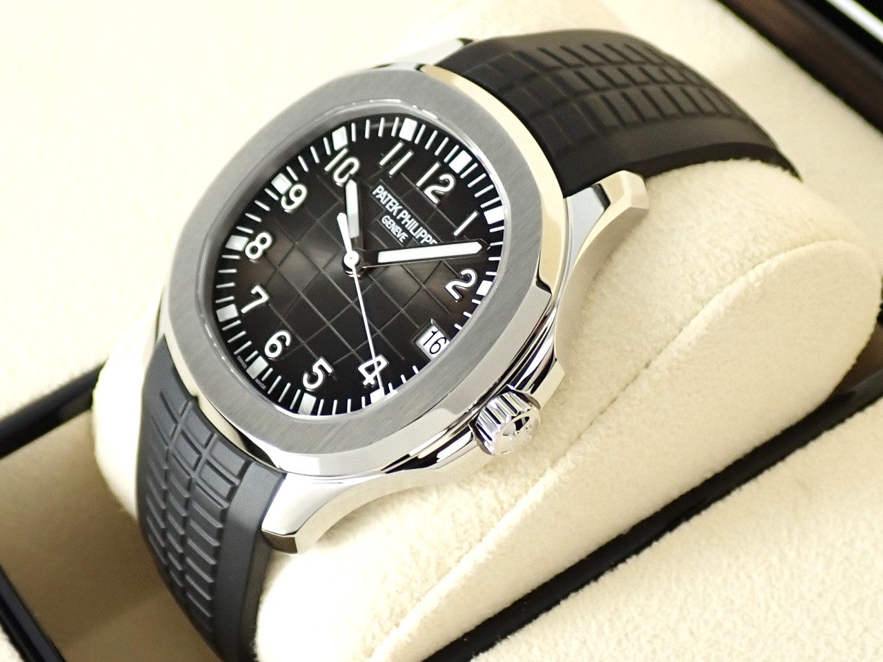 Patek Philippe Aquanaut &lt;Warranty, Box, etc.&gt;