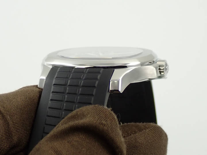 パテックフィリップ アクアノート ラージ Ref.5165A-001 ステンレススチール ブラック文字盤