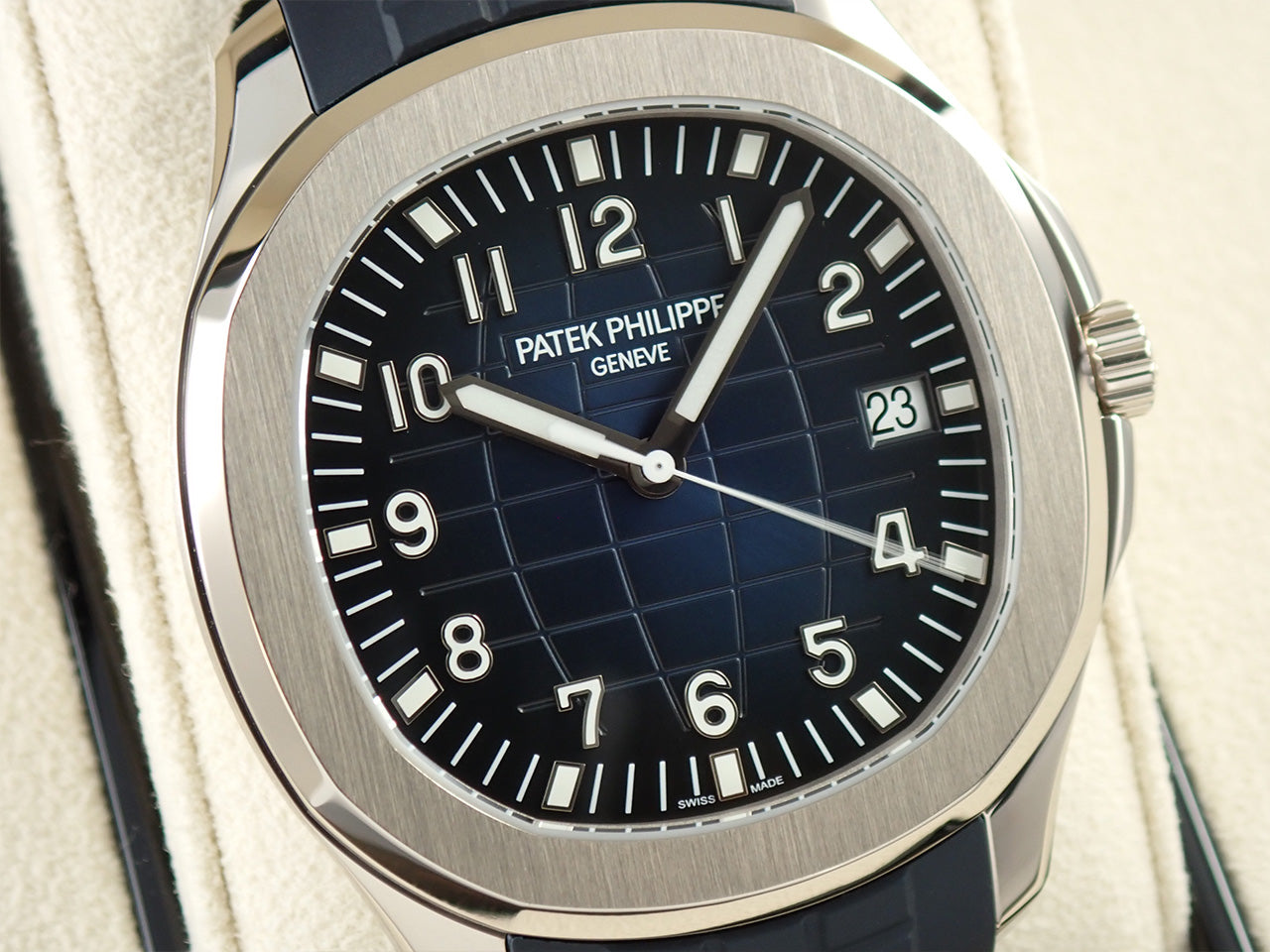 Patek Philippe Aquanaut &lt;Warranty, Box, etc.&gt;