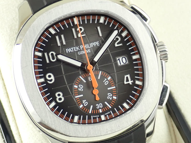 パテックフィリップ アクアノート Ref.5968A-001 ブラック文字盤 中古 aquanaut-46