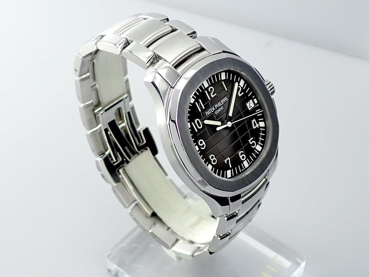 Patek Philippe Aquanaut Extra Large &lt;Warranty, Box, etc.&gt;