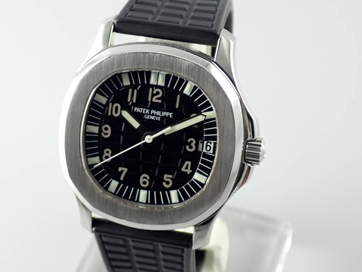 パテックフィリップ アクアノート ミディアム Ref.5066A-001 ステンレススチール ブラック文字盤