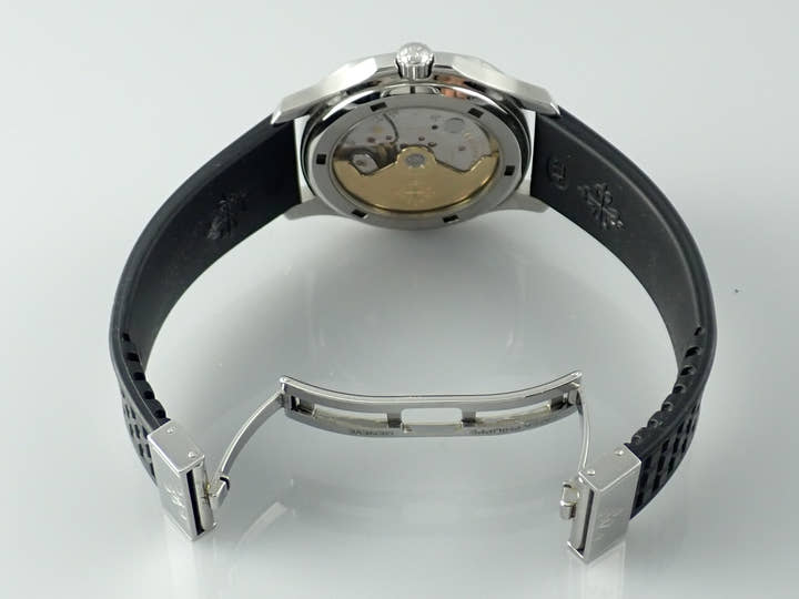 パテックフィリップ アクアノート ミディアム Ref.5066A-001 ステンレススチール ブラック文字盤