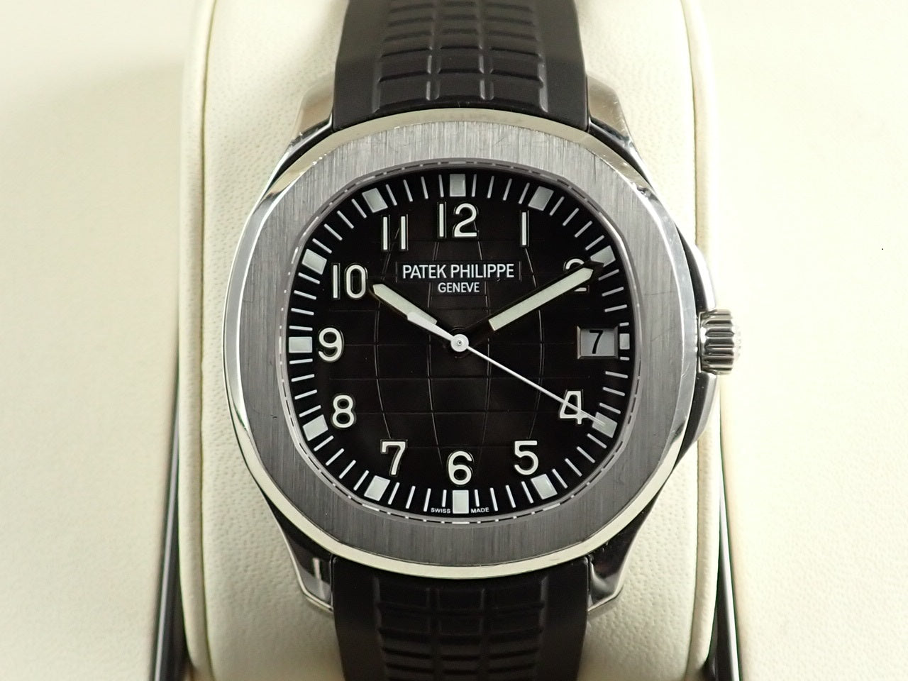 Patek Philippe Aquanaut Extra Large &lt;Warranty, Box, etc.&gt;