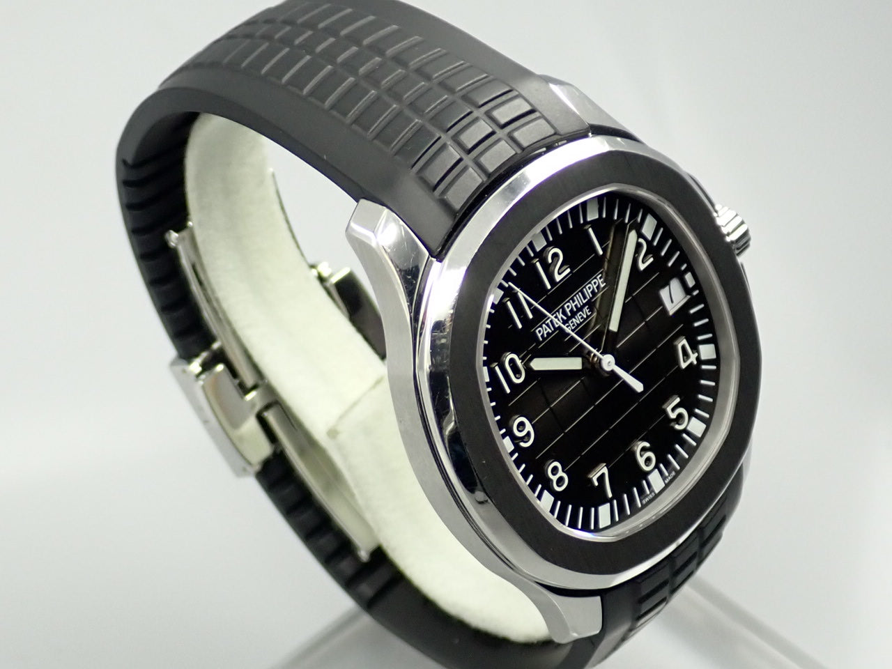 Patek Philippe Aquanaut Extra Large &lt;Warranty, Box, etc.&gt;