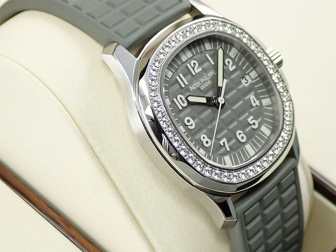 Patek Philippe Aquanaut Luce &lt;Warranty, Box, etc.&gt;