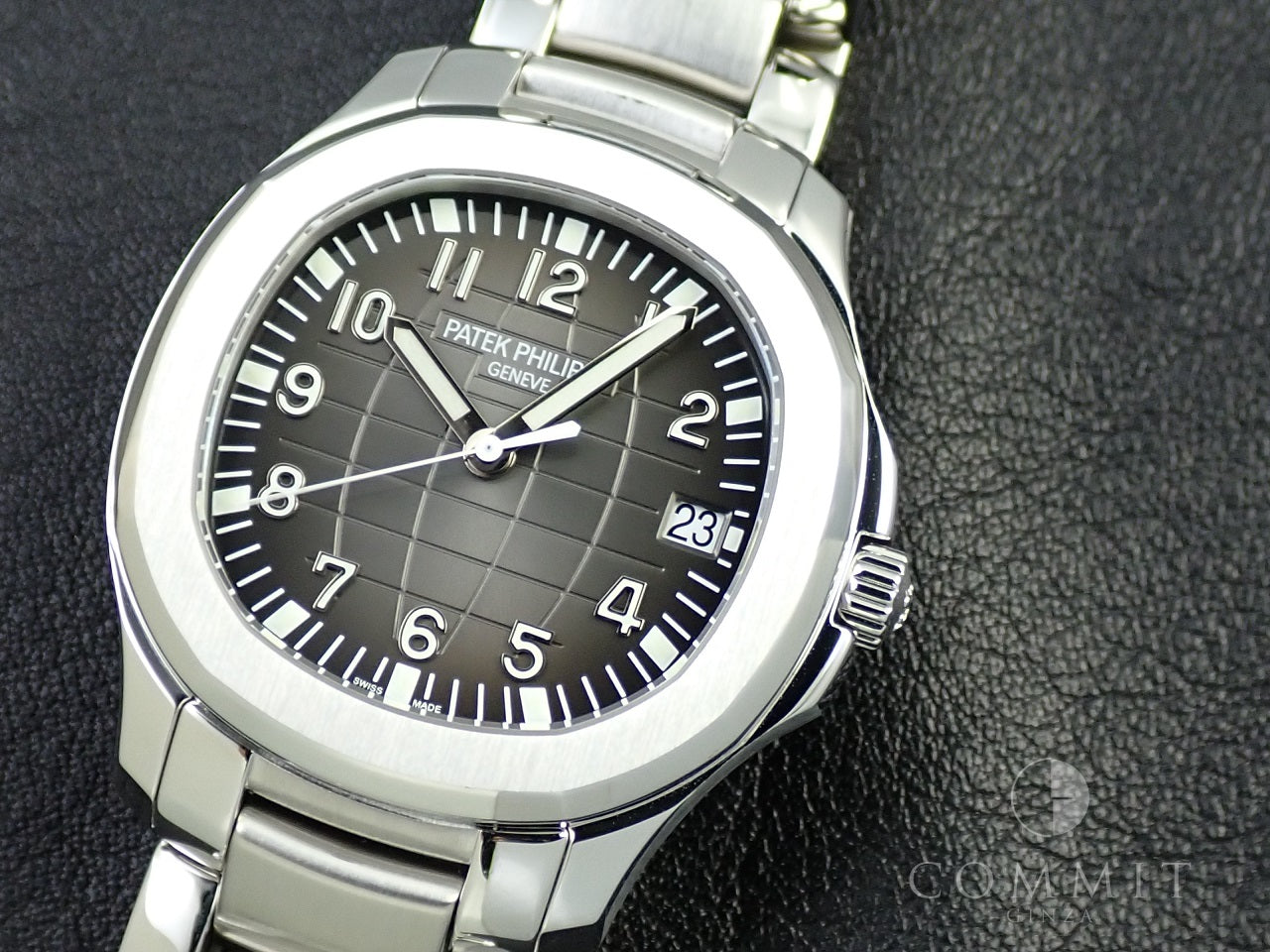 Patek Philippe Aquanaut Extra Large &lt;Warranty, Box, etc.&gt;