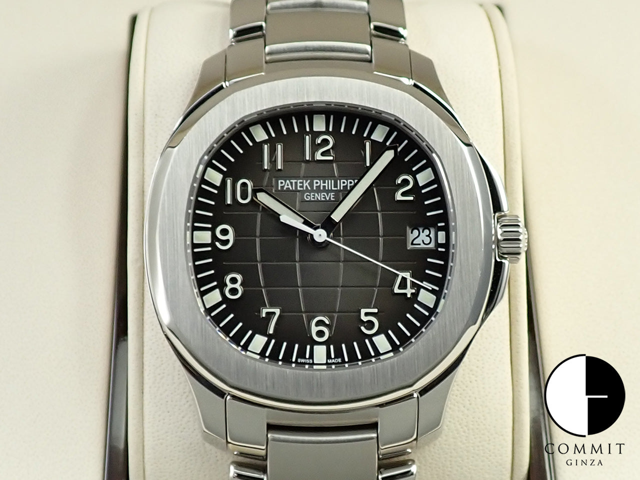 Patek Philippe Aquanaut Extra Large &lt;Warranty, Box, etc.&gt;