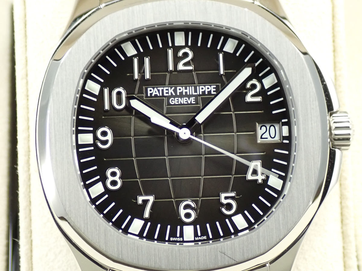 パテックフィリップ アクアノート エクストララージ Ref.5167/1A-001 ブラック文字盤 美品 WWR38319