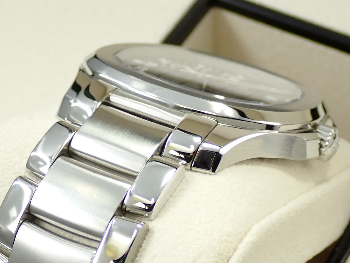 パテックフィリップ アクアノート エクストララージ Ref.5167/1A-001 ブラック文字盤 美品 WWR38319