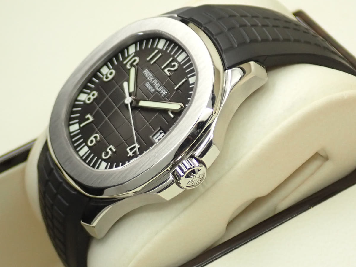 パテックフィリップ アクアノート Ref.5167A-001 ブラック文字盤 中古 KR668Z8F