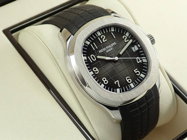 パテックフィリップ アクアノート Ref.5167A-001 ステンレススチール ブラック文字盤