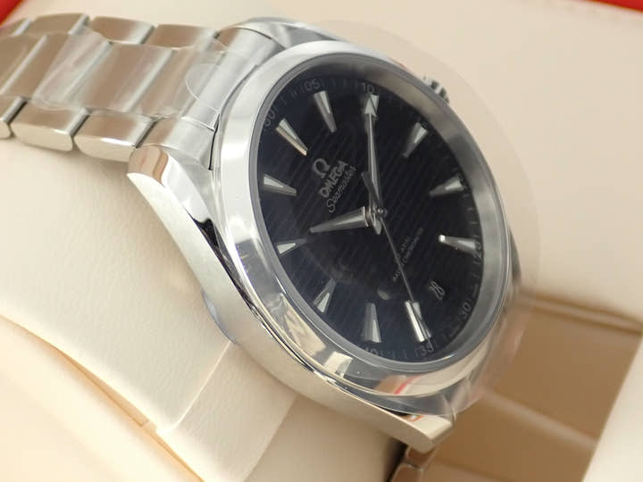 オメガ シーマスター Ref.220.10.41.21.01.001 ブラック文字盤 新品 sea-master-23