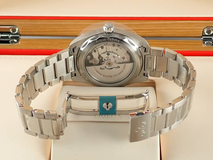 オメガ シーマスター Ref.220.10.41.21.01.001 ブラック文字盤 新品 sea-master-23