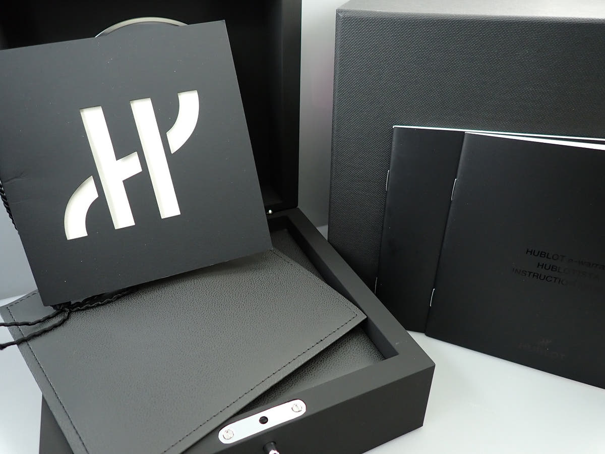 Hublot Big Bang Unico Carbon White Ref.421.QW.1110.RX.JPN Skeleton Dial Very Good Condition R79A7C7F