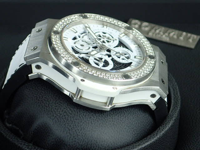 ウブロ ビッグバン Ref.311.SE.2010.RW.1104.JSM12 ホワイトハーフスケルトン文字盤 中古 bigbang-15