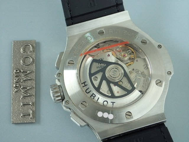 ウブロ ビッグバン Ref.311.SE.2010.RW.1104.JSM12 ホワイトハーフスケルトン文字盤 中古 bigbang-15
