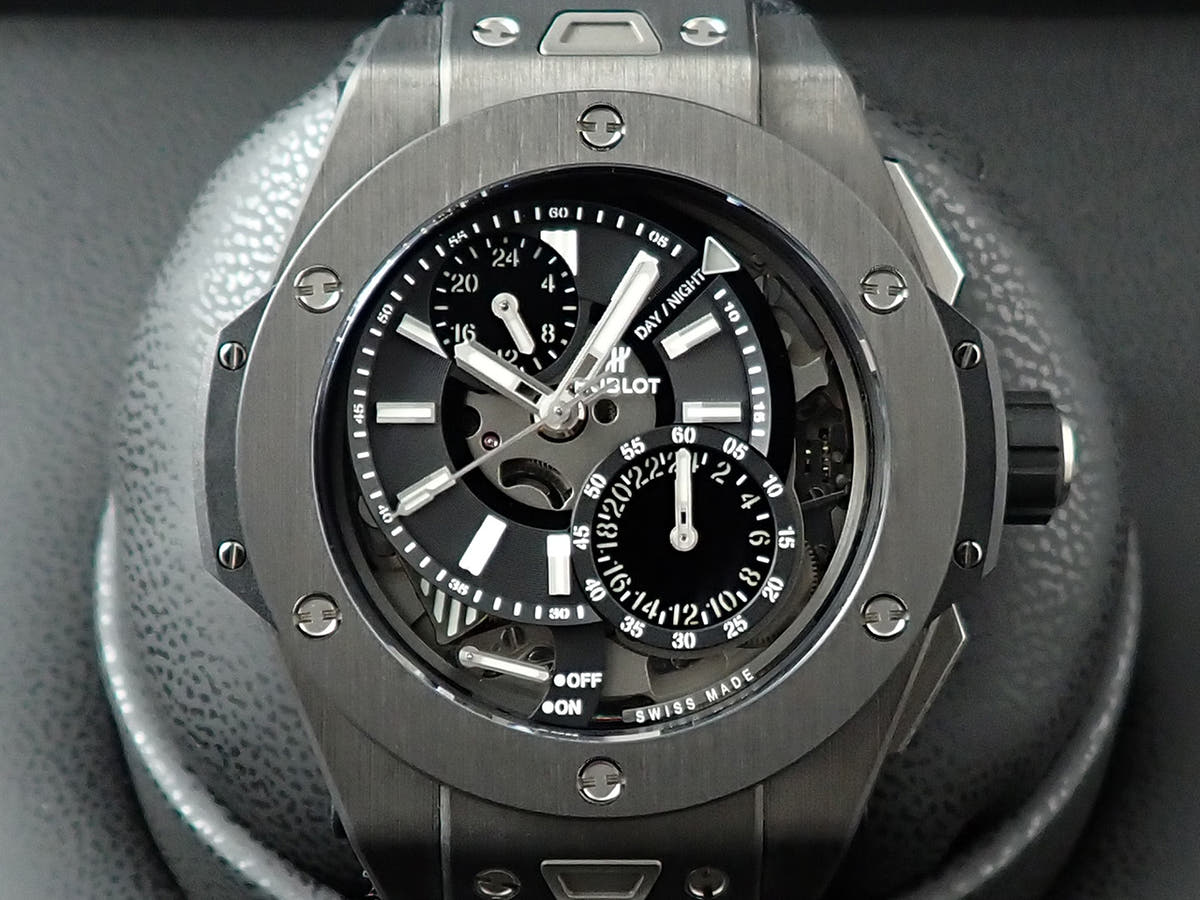 ウブロ ビッグバン アラーム リピーター GMT Ref.403.QU.0120.VR.YOS スケルトン文字盤 極美品 57UVTXMJ