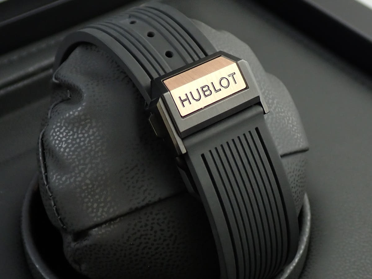 Hublot Big Bang Tourbillon Automatic King Gold Carbon Ref.429.OQ.0180.RX.YOS Skeleton Dial Good Condition 7J2FK624