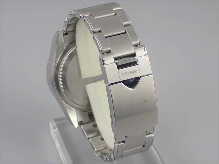 チューダー(チュードル) ブラックベイ Ref.79830RB ブラック文字盤 中古 blackbay-14