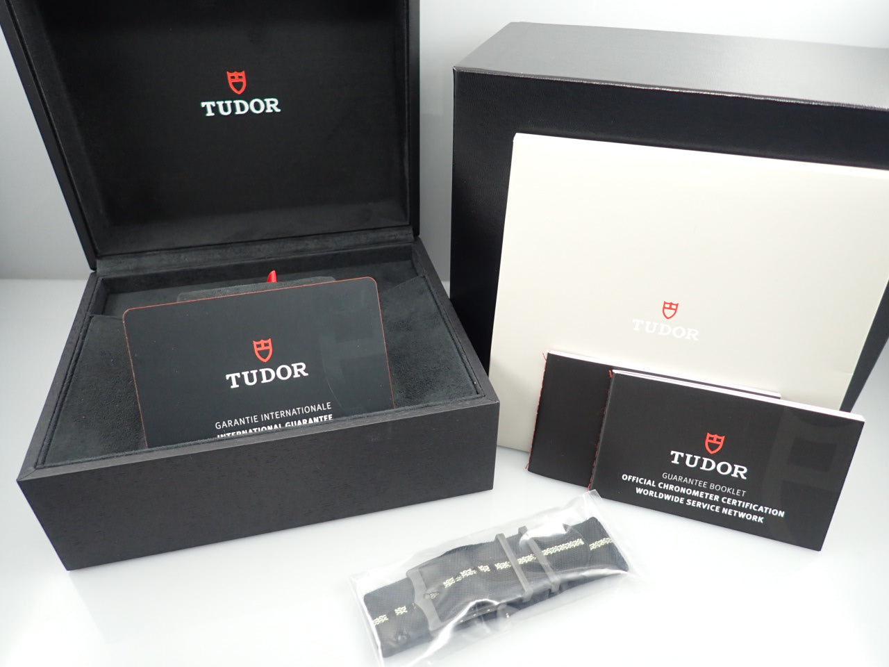 Tudor Black Bay Ceramic &lt;Warranty, Box, etc.&gt;