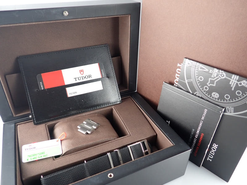 チューダー(チュードル) ヘリテージ Ref.79230N ブラック文字盤 中古 blackbay-18