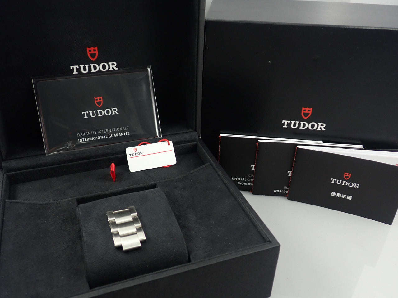 Tudor Black Bay Chrono &lt;Warranty, Box, etc.&gt;