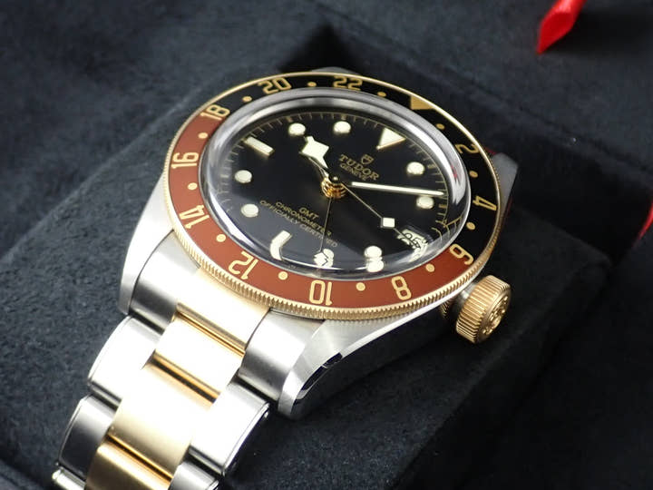 チューダー(チュードル) ヘリテージ ブラックベイ GMT S&G Ref.79833MN ブラック文字盤 美品 9H2HRVRP