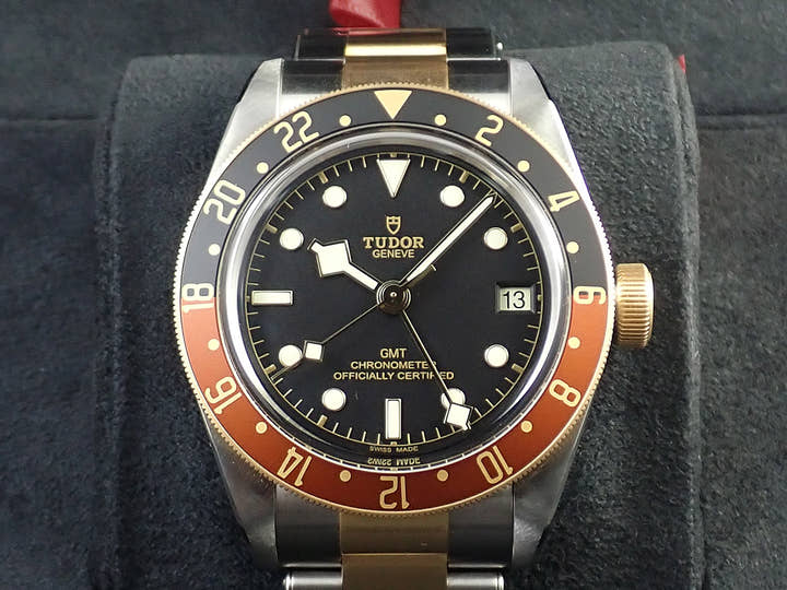 チューダー(チュードル) ヘリテージ ブラックベイ GMT S&G Ref.79833MN ブラック文字盤 未使用 T52WZ468