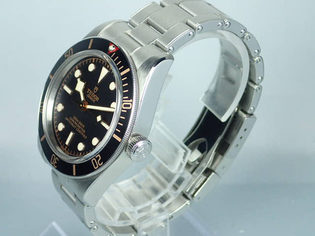 チューダー(チュードル) ブラックベイ Ref.79030N ブラック文字盤 中古 blackbay-3