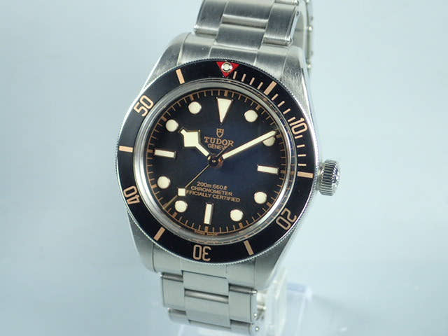 チューダー(チュードル) ブラックベイ Ref.79030N ブラック文字盤 中古 blackbay-3