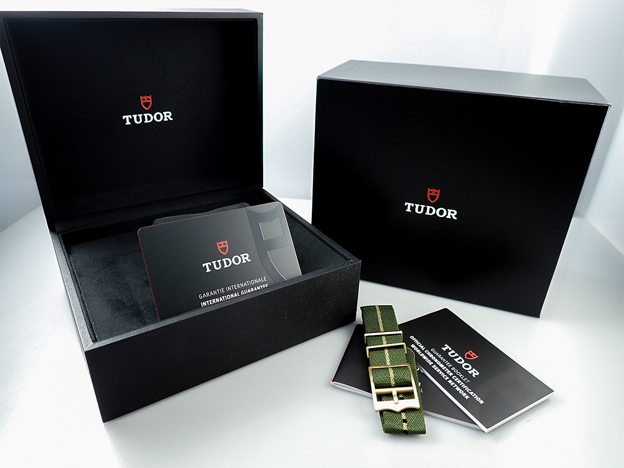 Tudor Black Bay 58 18K &lt;Warranty, Box, etc.&gt;