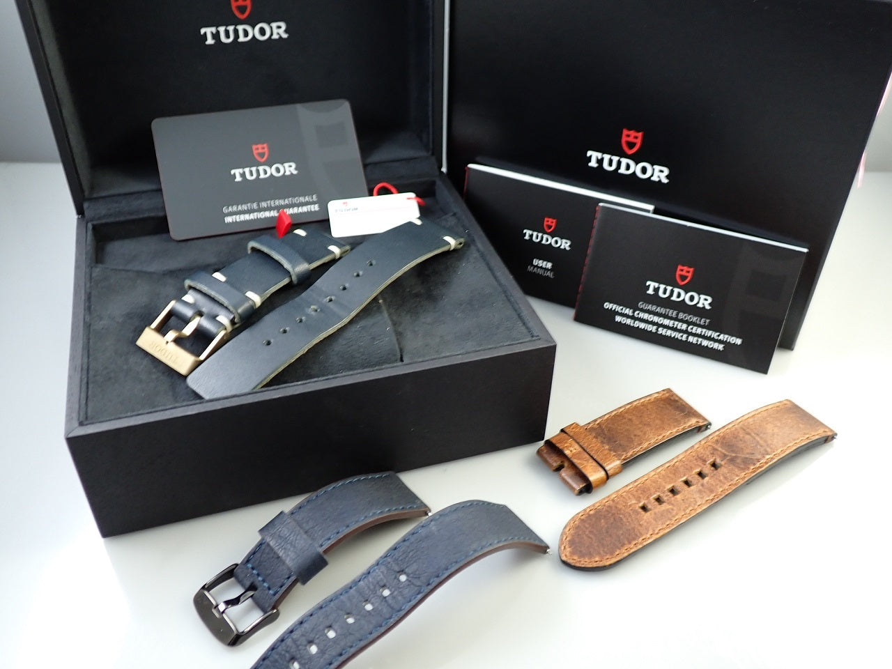 Tudor Black Bay Bronze &lt;Warranty, Box, etc.&gt;