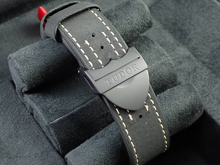 チューダー(チュードル) ブラックベイ Ref.79210CNU ブラック文字盤 極美品 YK072554