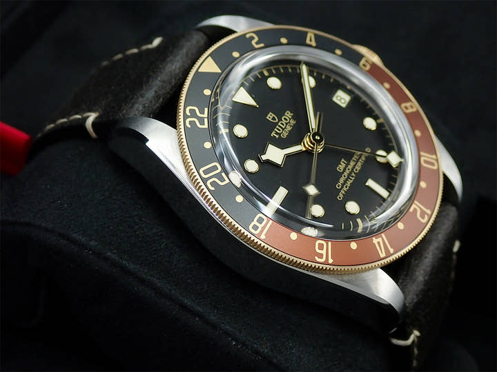チューダー(チュードル) ヘリテージ ブラックベイ GMT S&G Ref.79833MN ブラック文字盤 未使用 J96RCZ5W