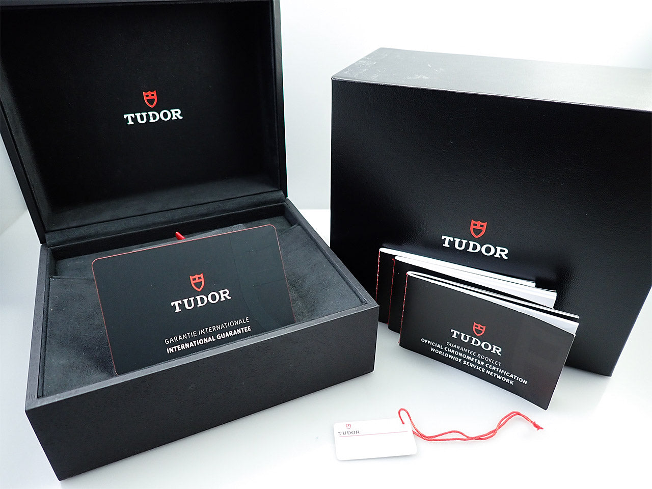 Tudor Black Bay Pro &lt;Warranty, Box, etc.&gt;