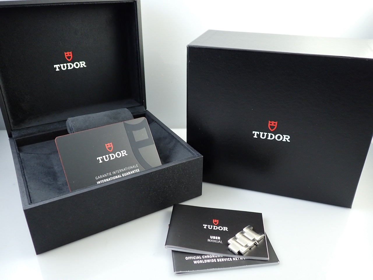 Tudor Black Bay Pro &lt;Warranty, Box, etc.&gt;