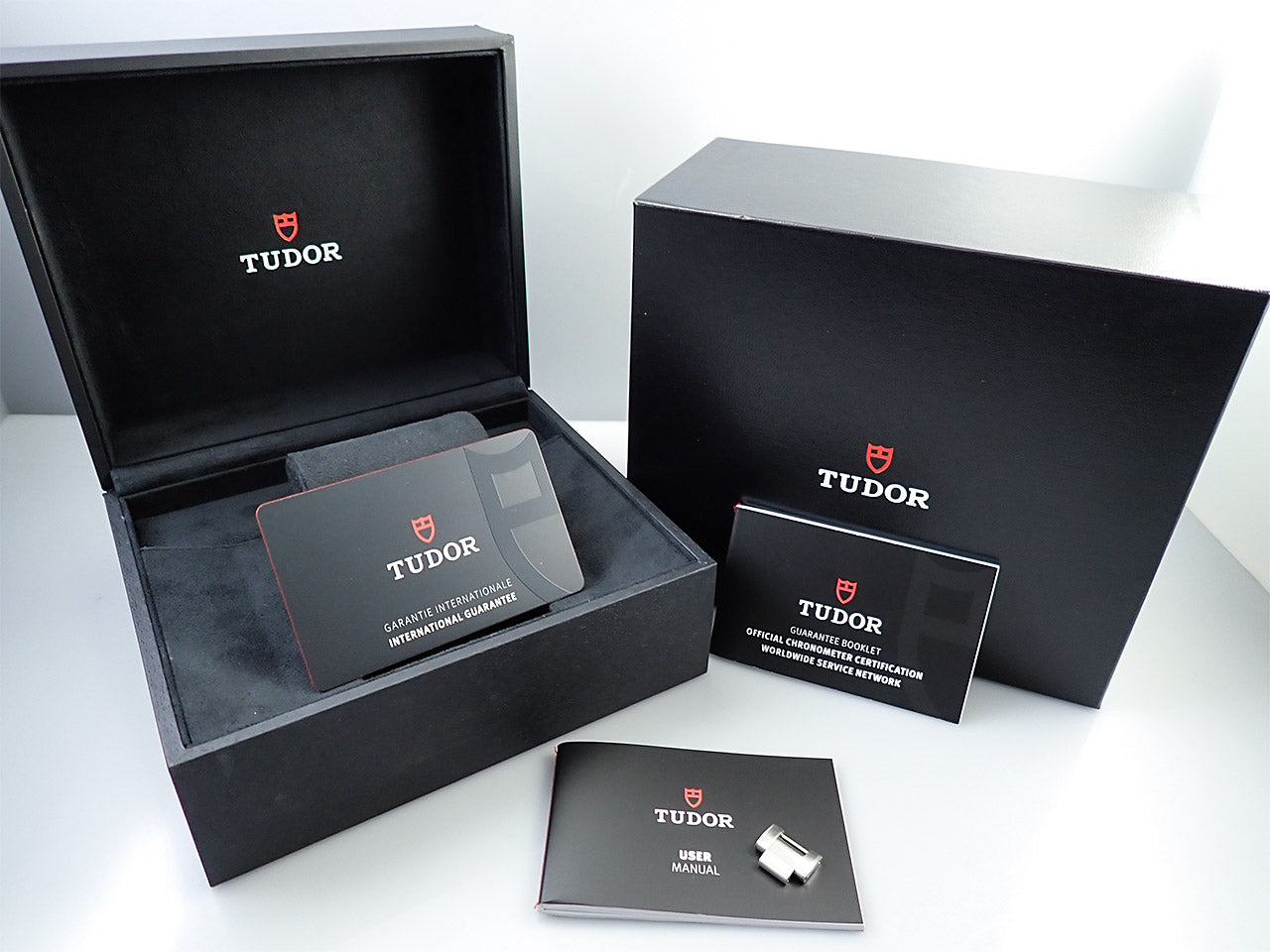 Tudor Black Bay Pro &lt;Warranty, Box, etc.&gt;