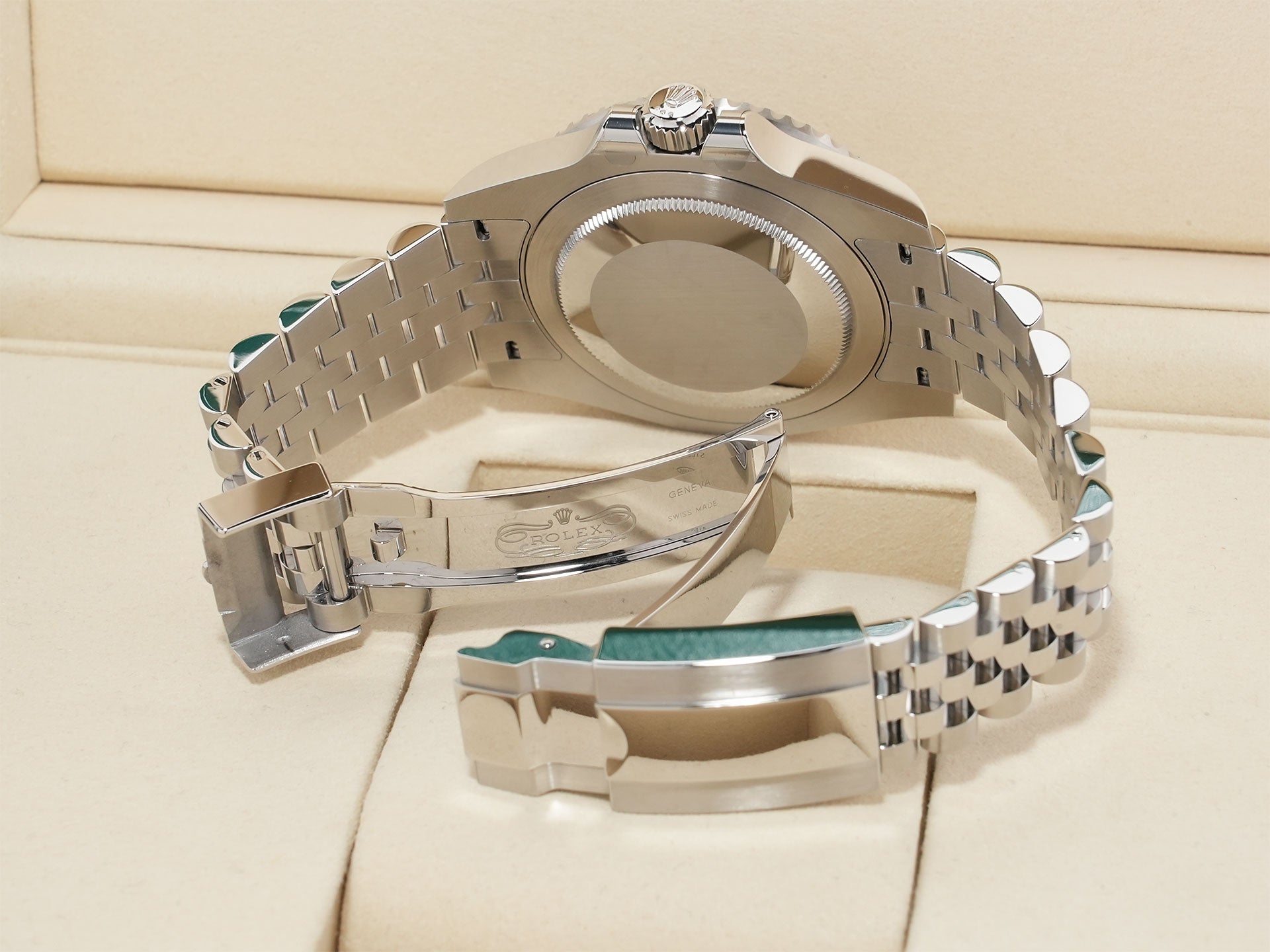 Rolex GMT-Master II Ref.126710GRNR Stainless Steel Black Dial Jubilee Bracelet Unused c7zu9te7