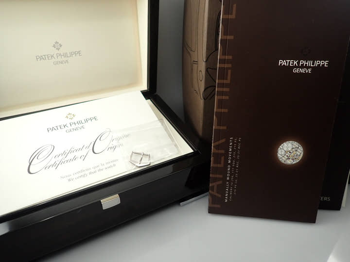 パテックフィリップ カラトラバ Ref.5196G-001 ホワイトゴールド シルバー文字盤