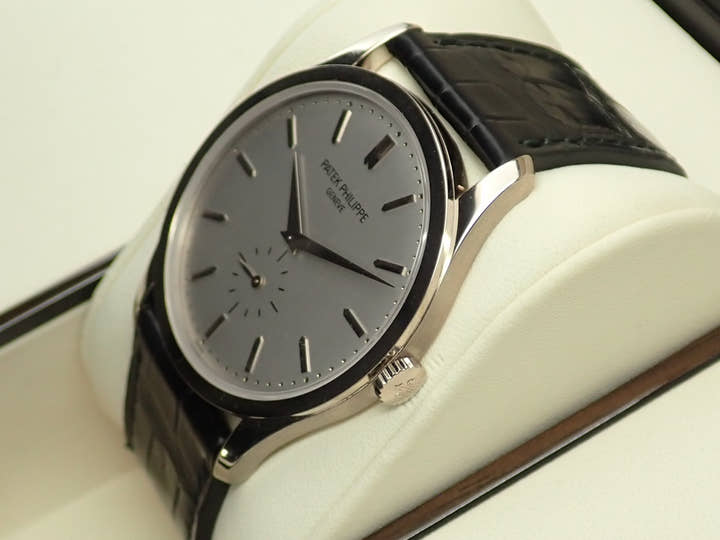 パテックフィリップ カラトラバ Ref.5196G-001 ホワイトゴールド シルバー文字盤