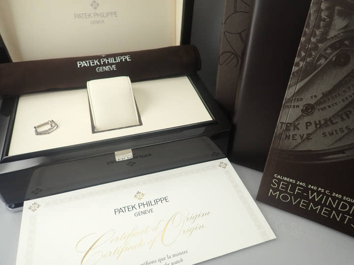 パテックフィリップ カラトラバ Ref.5296G-010 ホワイトゴールド シルバー文字盤