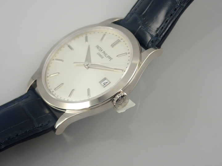 パテックフィリップ カラトラバ Ref.5296G-010 ホワイトゴールド シルバー文字盤