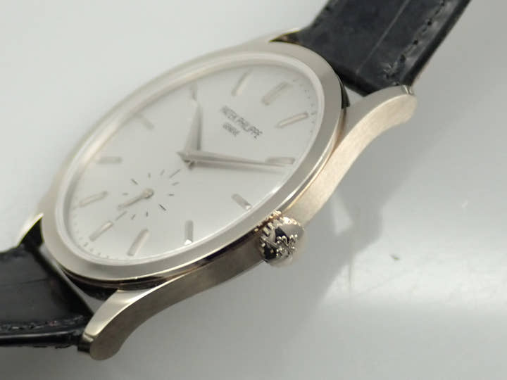 パテックフィリップ カラトラバ Ref.5196G-001 ホワイトゴールド シルバー文字盤