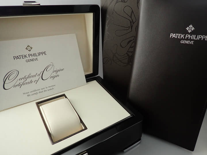 パテックフィリップ カラトラバ Ref.5196G-001 ホワイトゴールド シルバー文字盤