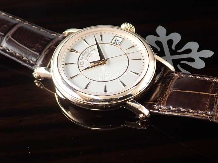 パテックフィリップ カラトラバ オフィサー Ref.5153R-001 ローズゴールド シルバー文字盤