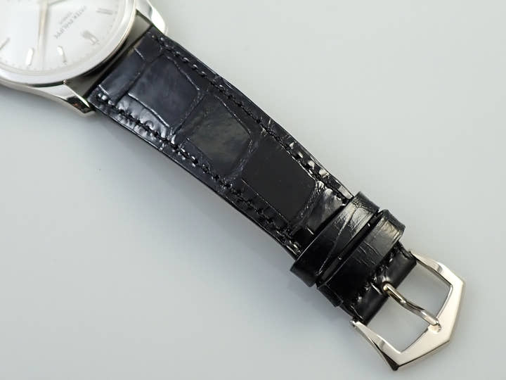 Patek Philippe Calatrava Ref. 5196G-001 White Gold Silver Dial