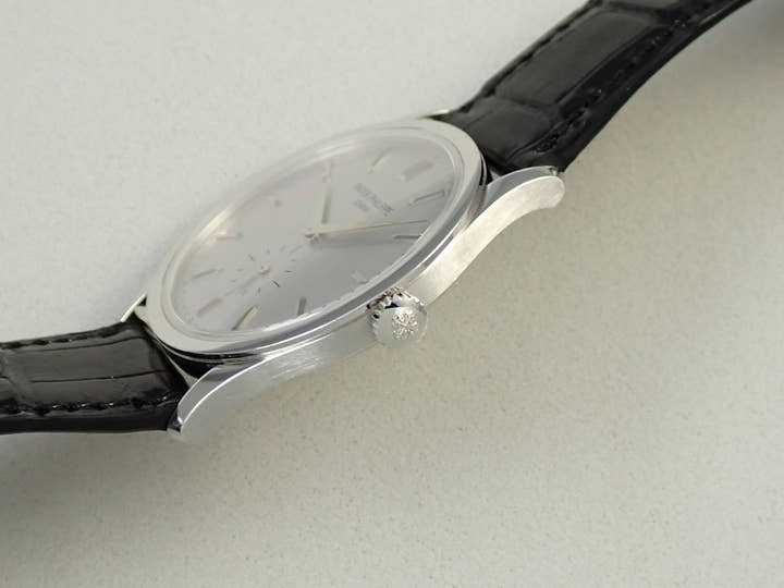 Patek Philippe Calatrava Ref. 5196G-001 White Gold Silver Dial