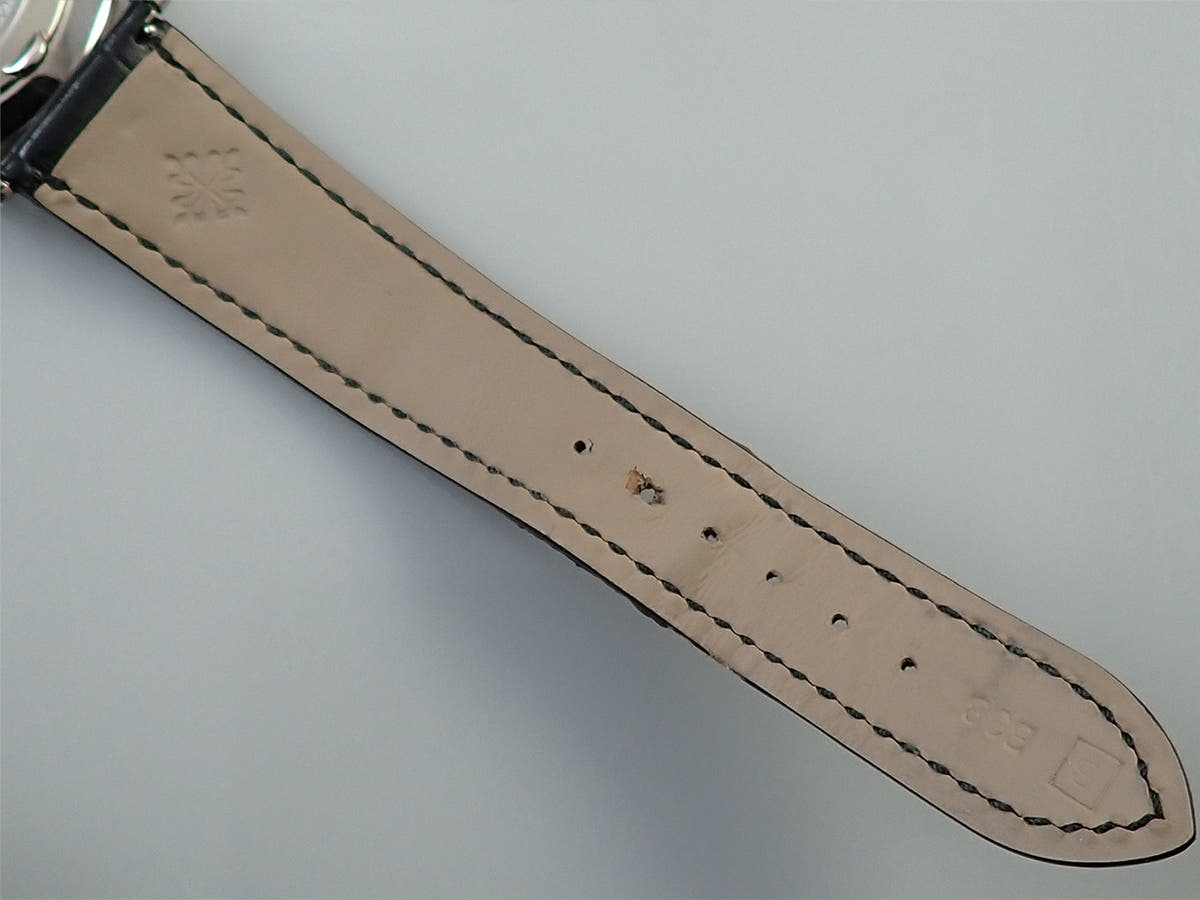 パテックフィリップ カラトラバ Ref.5119G-001 ホワイト文字盤 中古 W9F9K7FH